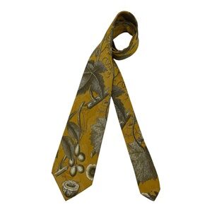 GIANFRANCO FERRE Green Leaf Fruit Floral Silk LUXURY Tie ITALY